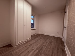 Photo 6- click for photo gallery